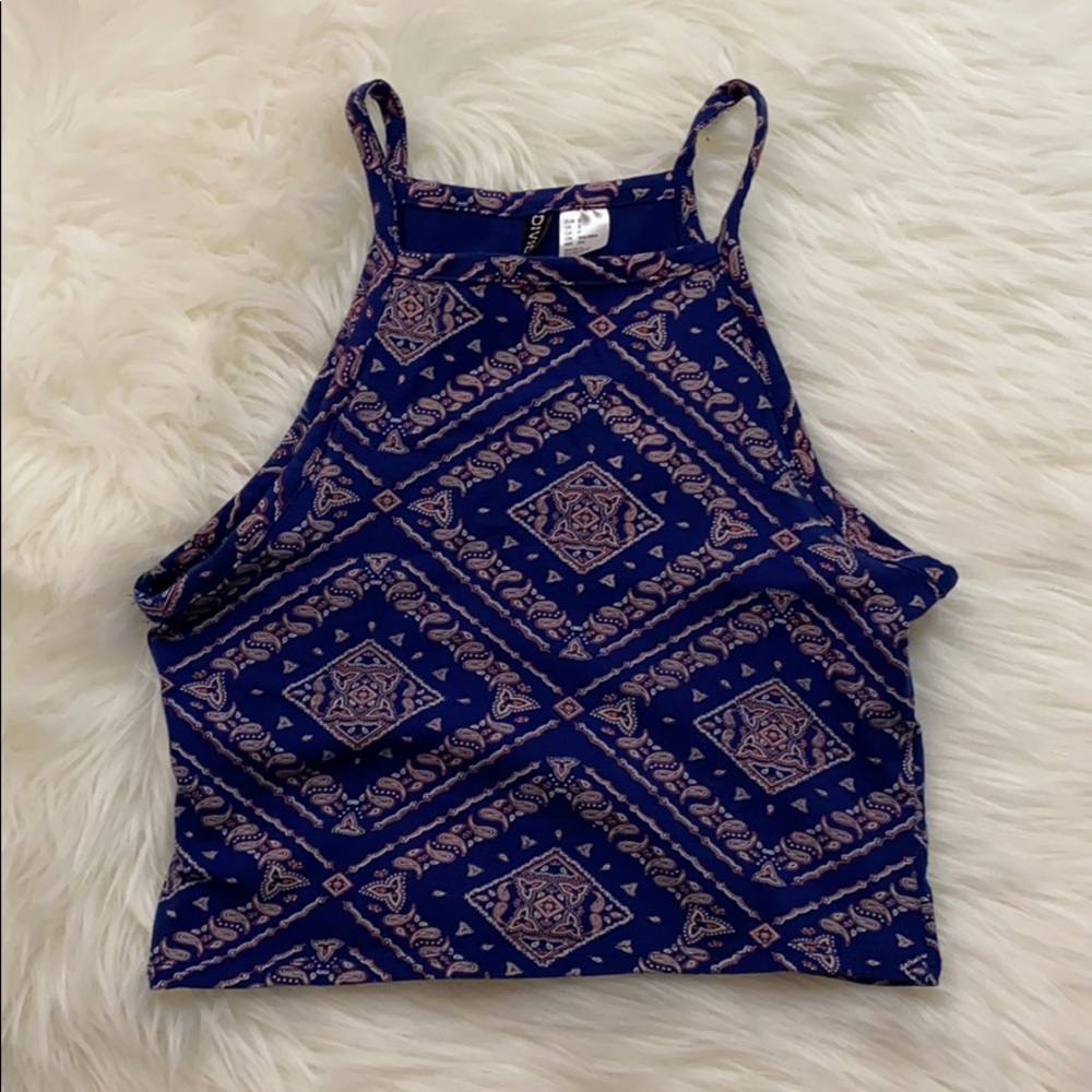 Crop top
